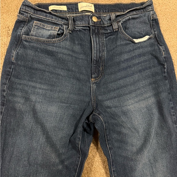 Universal Thread High Rise Flare Jeans - Picture 4 of 6